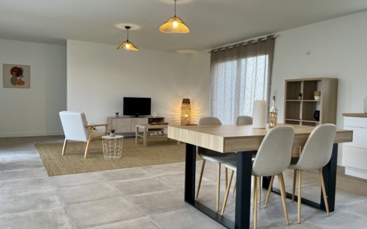 Villa neuve Les Mathes centre ville